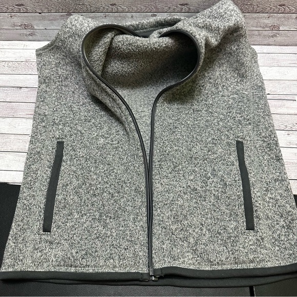 Patagonia Women’s Heather Gray Fleece Vest Size L - Picture 7 of 13